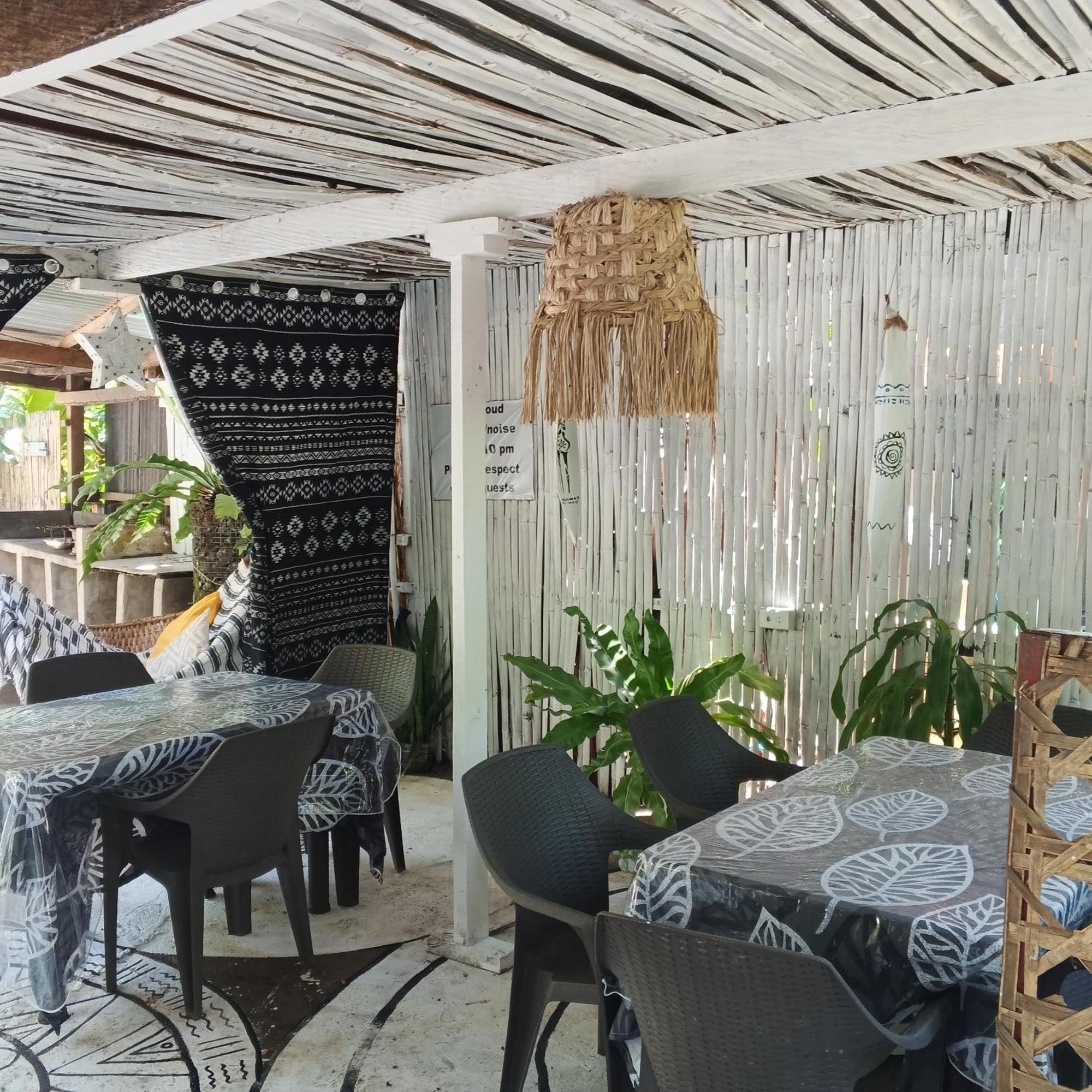 Two Crazy Monkeys Hotel Bakhawan Екстериор снимка